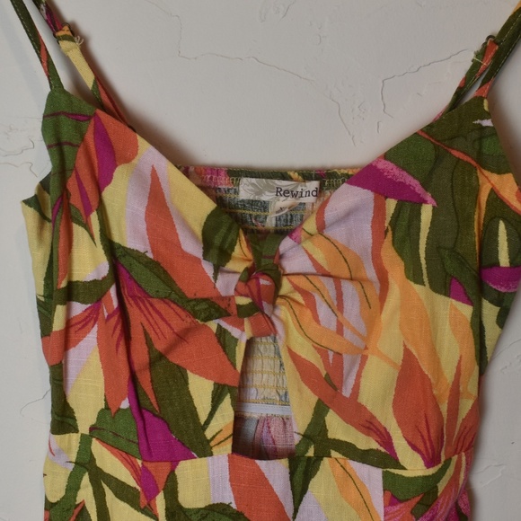 Rewind Summer Dress - Picture 9 of 11